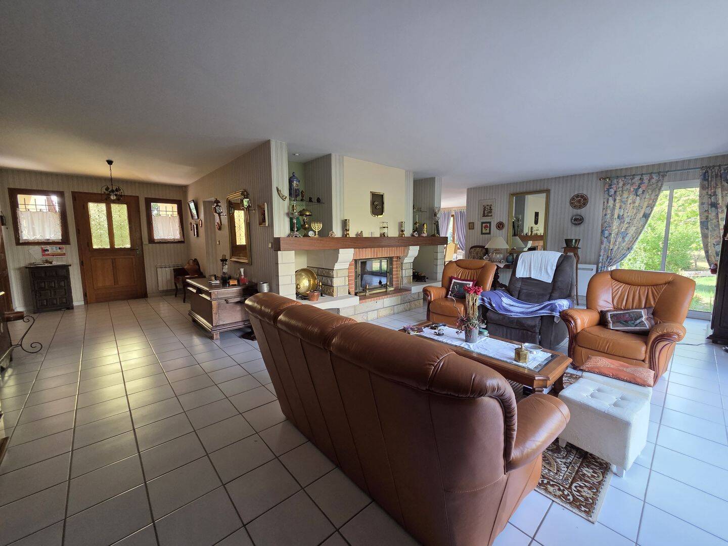 Maison 6 pièces 172 m² · à Castillonnès · 172 m² · 216 000 €