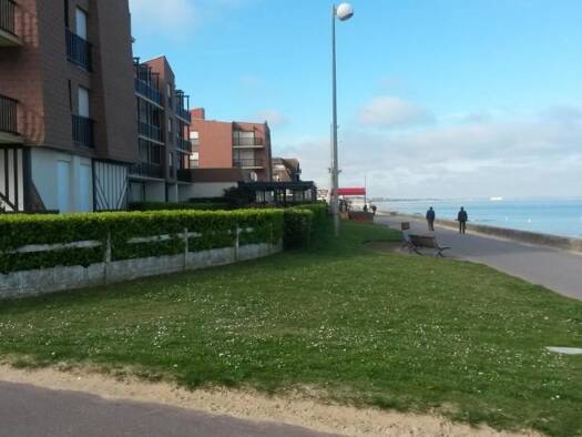 Appartement à vendre 392 000 € 3 pièces 1 chambre 58 m² RDC Cabourg 14390