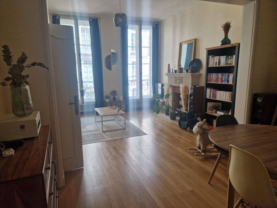 Appartement 5 pièces 100 m² · à Nantes · 100 m² · 1 390 €/mois