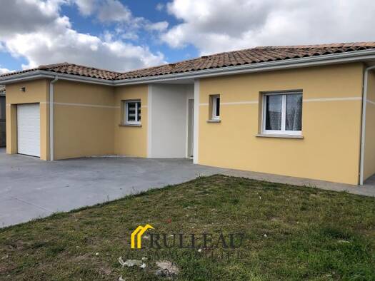 Maison de plain-pied à louer 1 128 € 4 pièces 3 chambres 99,5 m² 632 m² de terrain Saint-André-de-Cubzac 33240