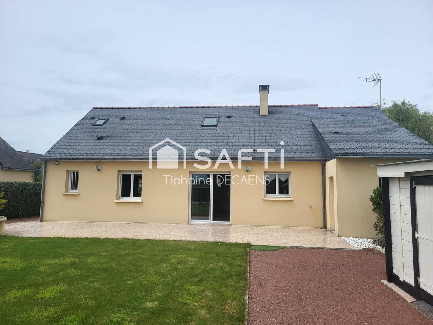 Maison 6 pièces 113 m² · à Vivy · 113 m² · 236 000 €