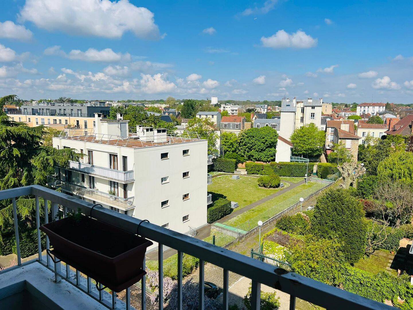 Appartement 4 pièces 81 m² · à Maisons-Laffitte · 80,6 m² · 2 037 €