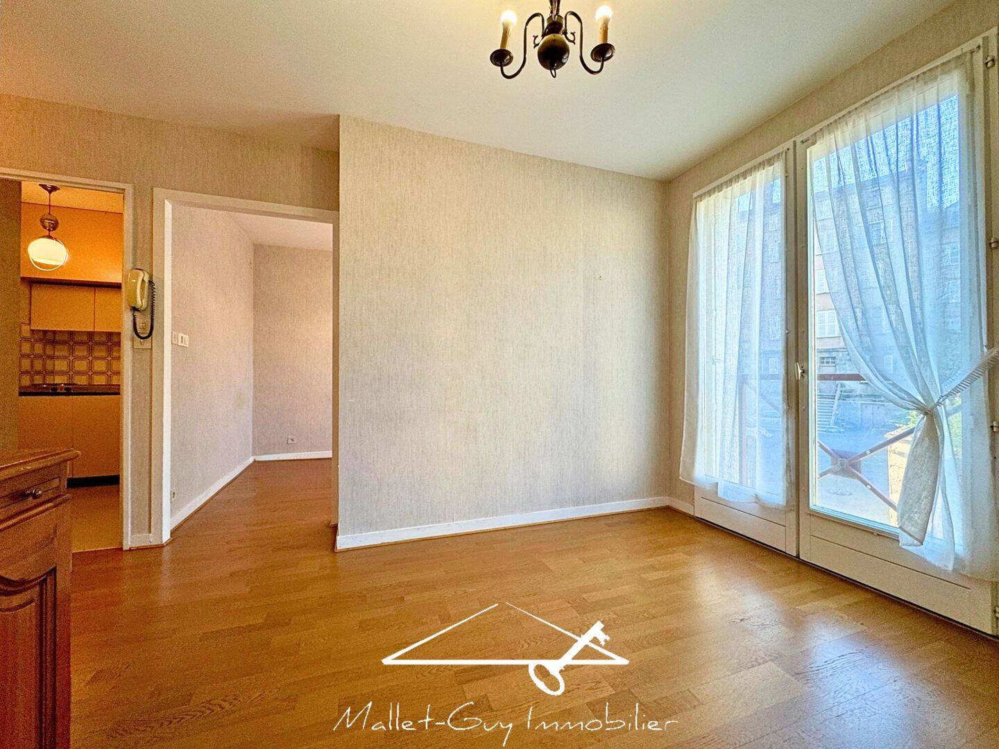 Appartement 2 pièces 28 m² · à Limoges · 27,5 m² · 22 000 €