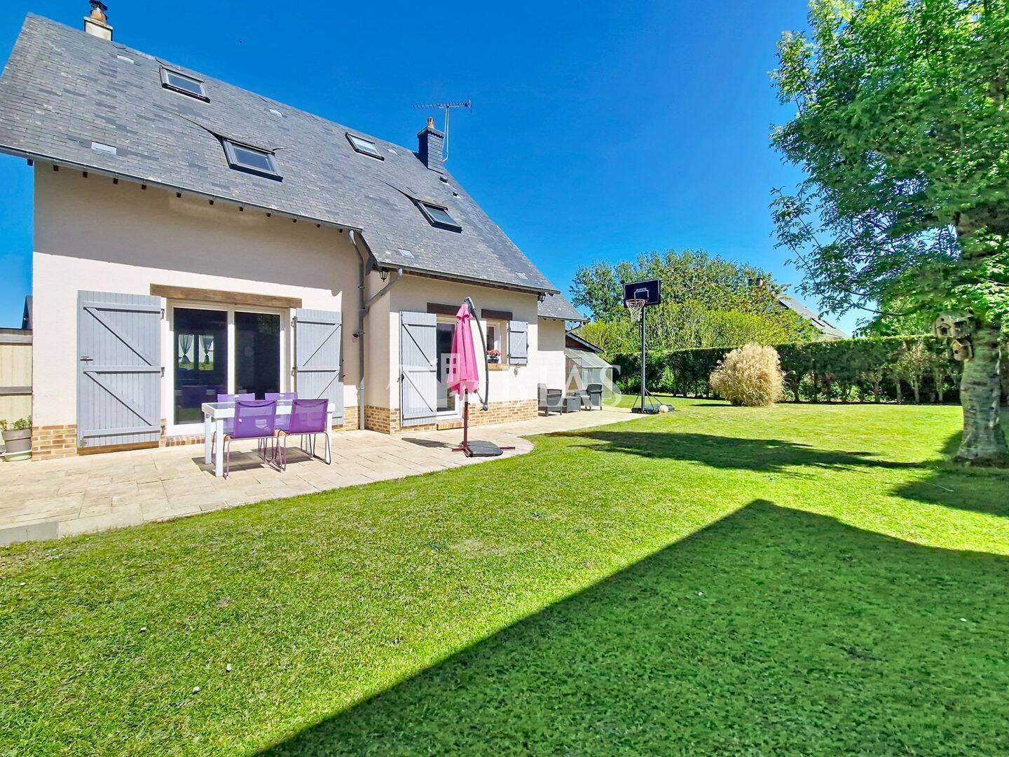 Maison 5 pièces 114 m² · à La Rivière-Saint-Sauveur · 114 m² · 339 900 €