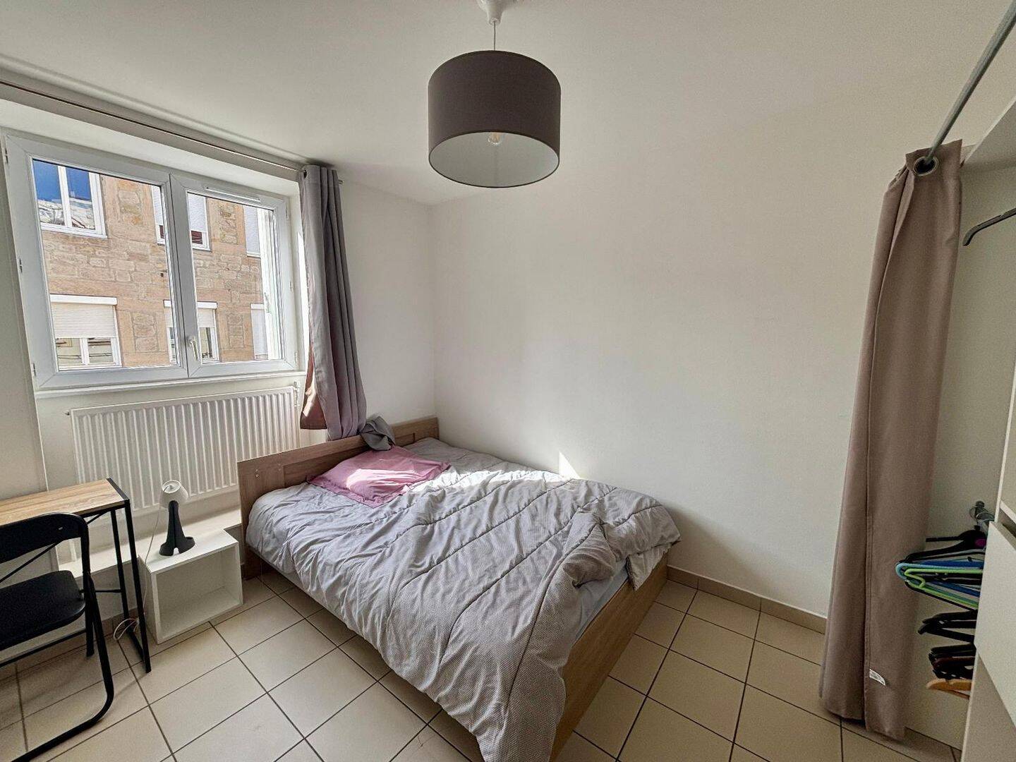 Appartement 4 pièces 75 m² · à Saint-Étienne · 74,8 m² · 670 €/mois