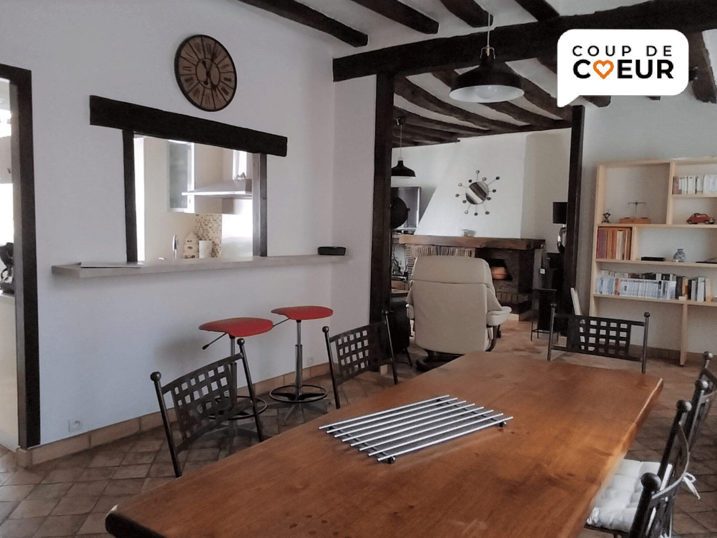 Maison 5 pièces 117 m² · à La Ville-du-Bois · 117 m² · 240 000 €