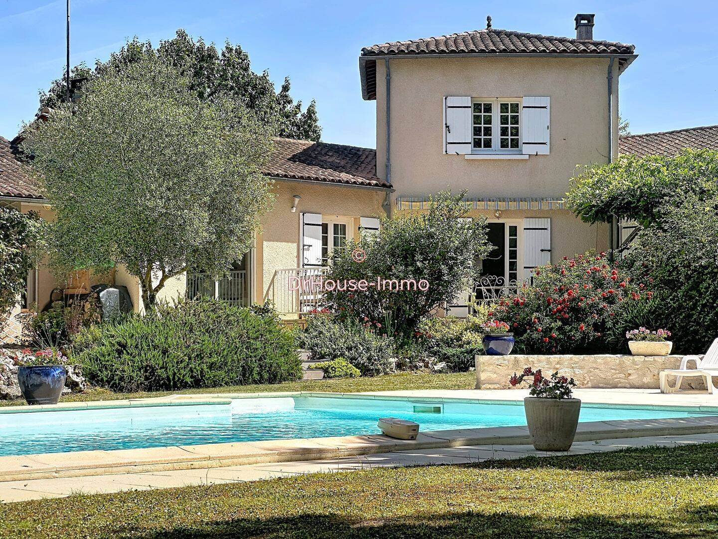 Maison 7 pièces 222 m² · à Boulazac Isle Manoire · 222 m² · 429 500 €