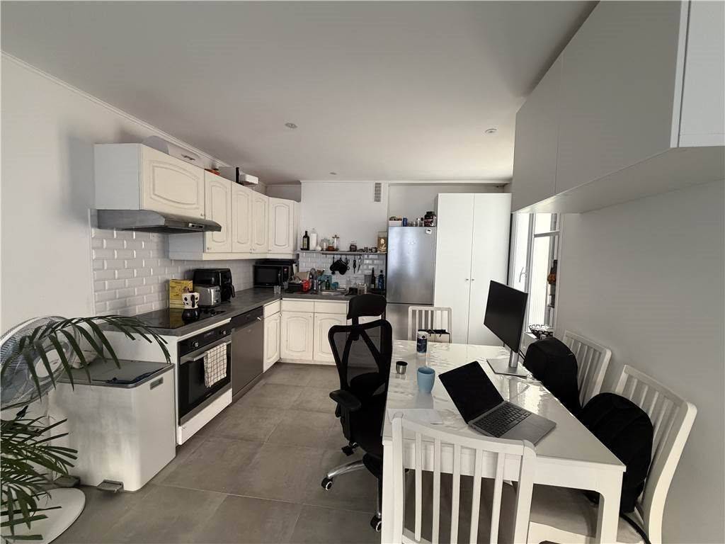 Appartement 2 pièces 45 m² · à Paris 16ème Arrondissement · 44,9 m² · 1 900 €