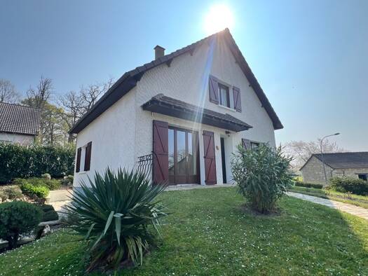 Maison à vendre 182 300 € 5 pièces 4 chambres 105 m² 954 m² de terrain Antoigne Châtellerault 86100
