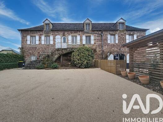 Maison à vendre 693 000 € 10 pièces 4 chambres 368 m² 4 134 m² de terrain Donzenac 19270