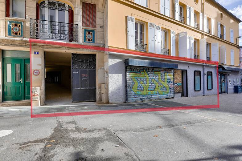 Local commercial à louer 5 180 € 300 m² de surface de vente Montreuil 93100