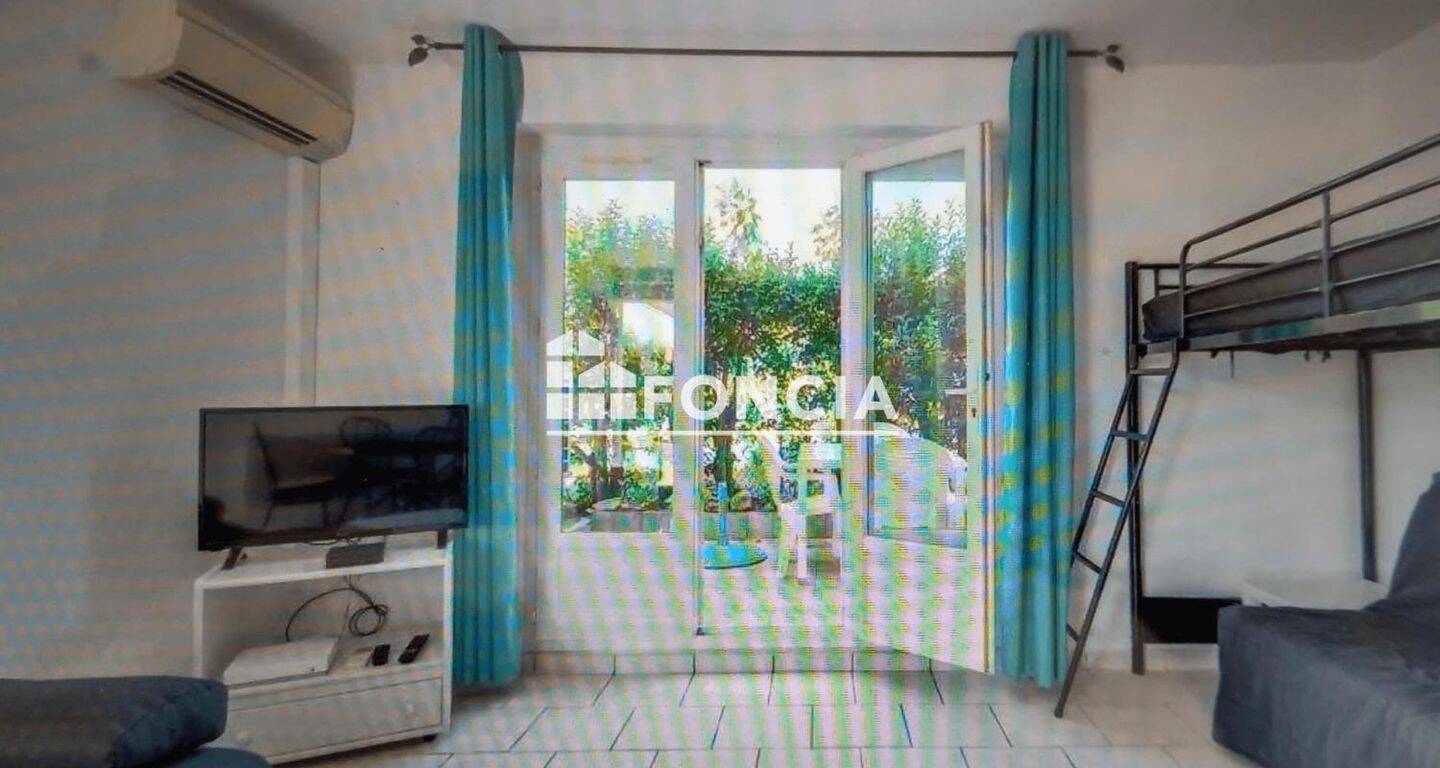 Appartement 1 pièce 31 m² · à Saint-Raphaël · 31,2 m² · 129 000 €