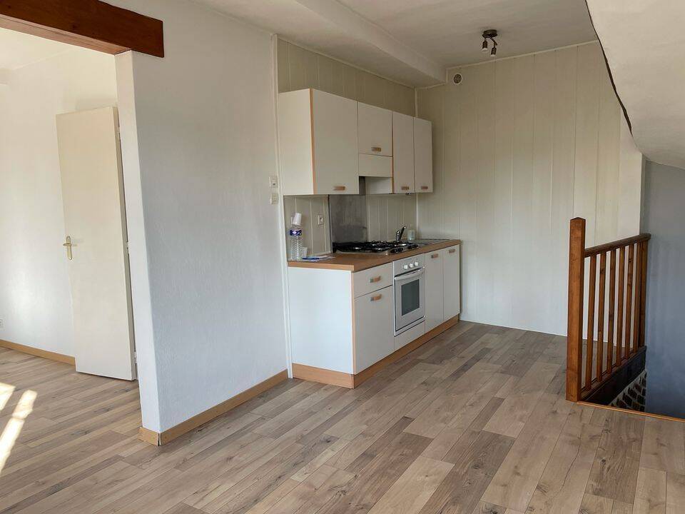 Maison 2 pièces 55 m² · à Pont-de-l'Arche · 55 m² · 607 €