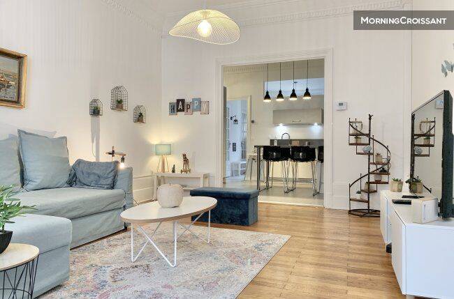Appartement 4 pièces 102 m² · à Grenoble · 102 m² · 2 002 €