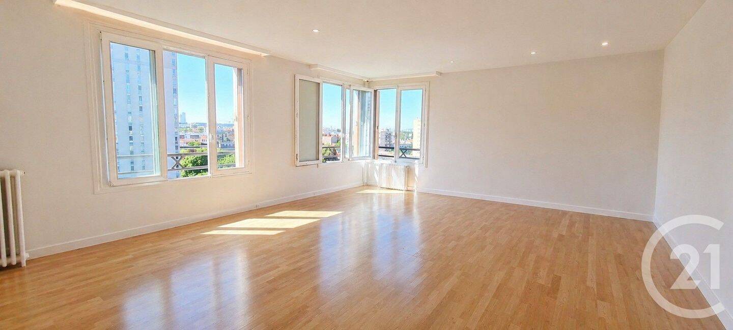 Appartement 5 pièces 93 m² · à Aubervilliers · 93,4 m² · 220 000 €