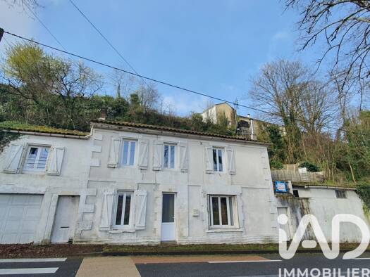 Maison de ville à vendre 75 000 € 4 pièces 2 chambres 76 m² 565 m² de terrain Saint Ausone-Saint Martin-Saint Gelais Angoulême 16000