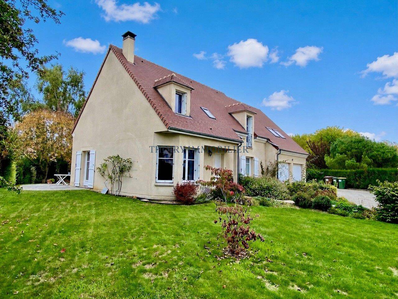 Maison 9 pièces 167 m² · à Thoiry · 167,2 m² · 478 000 €