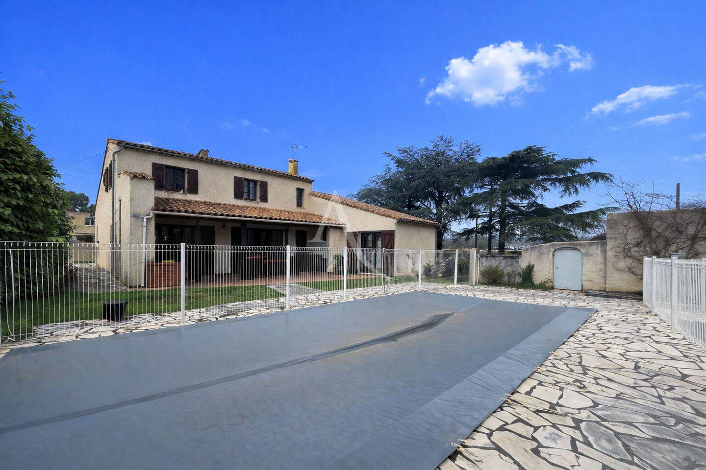 Maison 8 pièces 195 m² · à Trèbes · 195 m² · 289 900 €