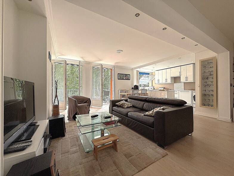 Appartement à vendre 540 000 € 3 pièces 2 chambres 74 m² Étage 1/4 Montreuil Versailles 78000