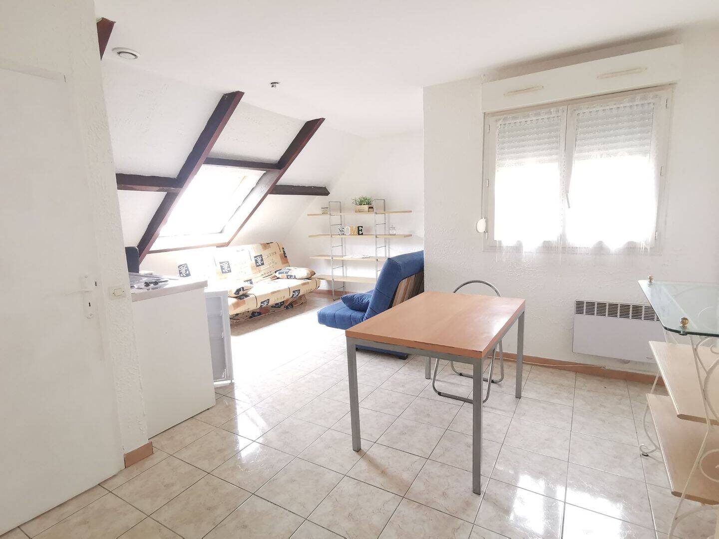 Appartement 1 pièce 28 m² · à Évreux · 27,7 m² · 385 €
