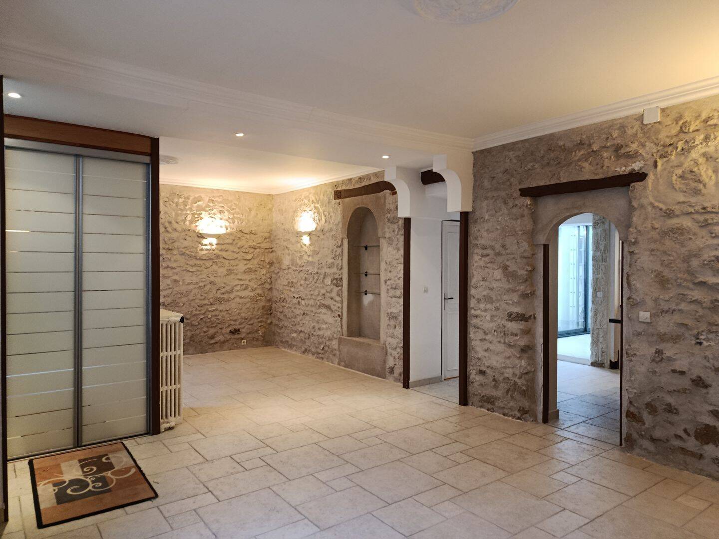 Maison 4 pièces 131 m² · à Orléans · 130,7 m² · 1 090 €/mois