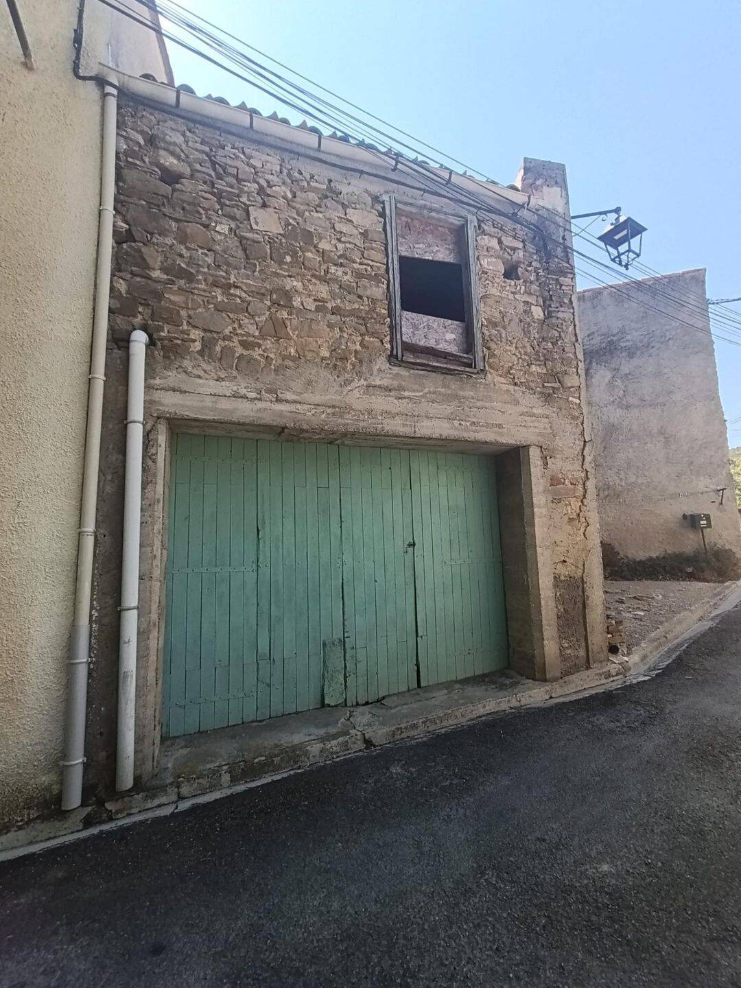 Maison 1 pièce 80 m² · à Caunettes-en-Val · 80 m² · 45 000 €