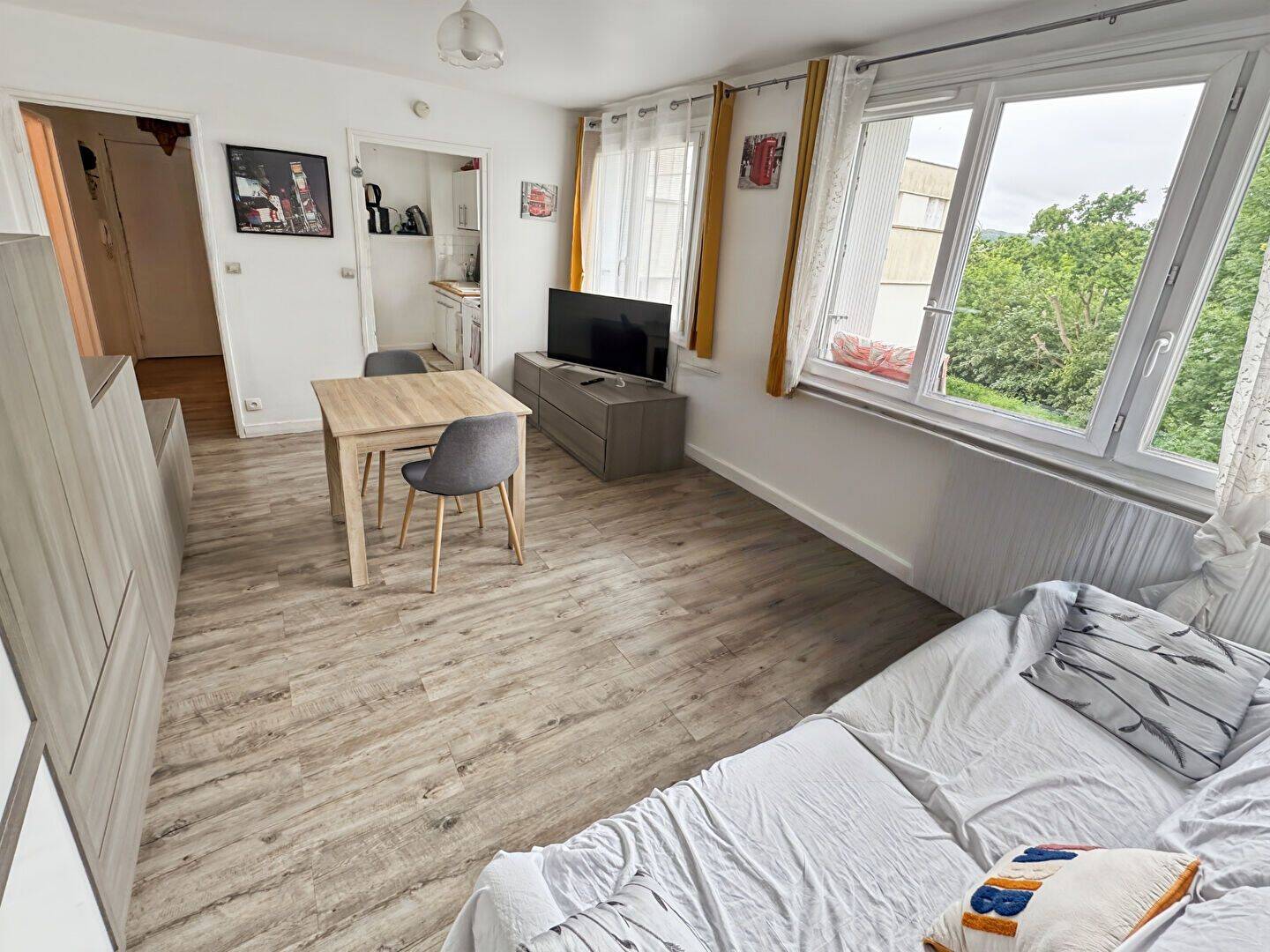 Appartement 1 pièce 27 m² · à Clermont · 26,5 m² · 66 000 €