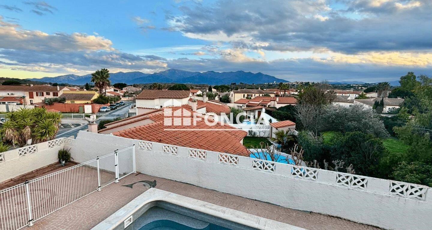 Maison 6 pièces 330 m² · à Saint-Jean-Lasseille · 330 m² · 425 000 €