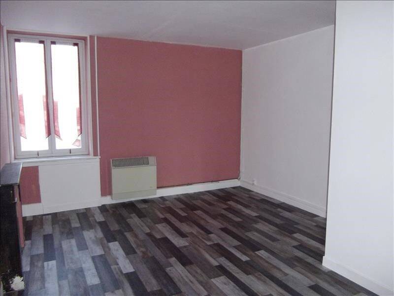 Appartement 2 pièces 48 m² · à Sancoins · 48 m² · 320 €