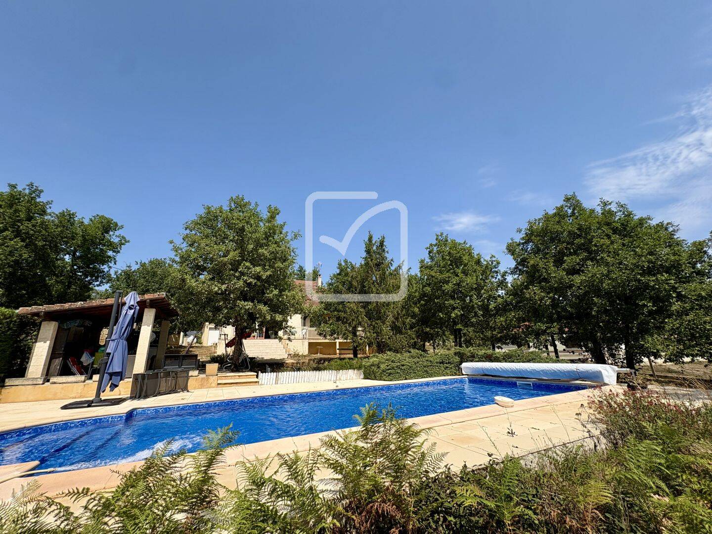 Maison 3 pièces 140 m² · à Nadaillac · 140 m² · 244 950 €