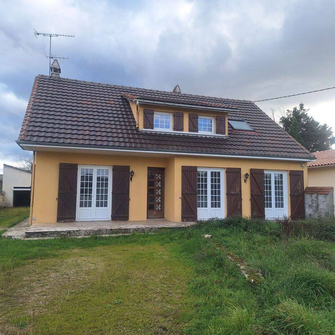 Maison 7 pièces 163 m² · à Saint-Médard-de-Mussidan · 163,3 m² · 231 000 €