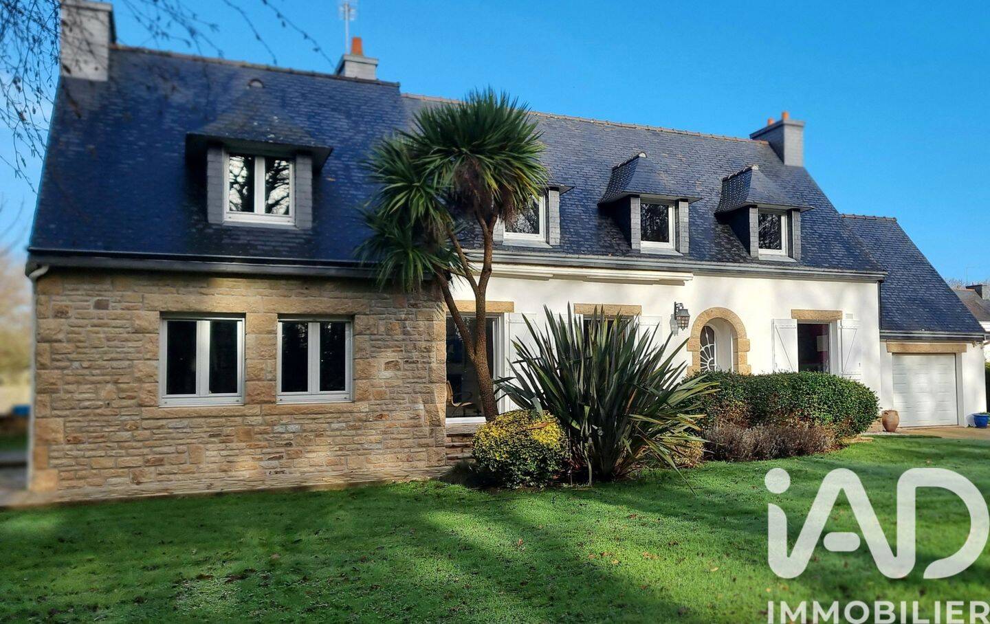 Maison 8 pièces 183 m² · à Riec-sur-Belon · 183 m² · 670 000 €