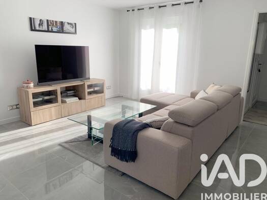 Pavillon à louer 1 800 € 5 pièces 3 chambres 110 m² Le Village Élancourt 78990