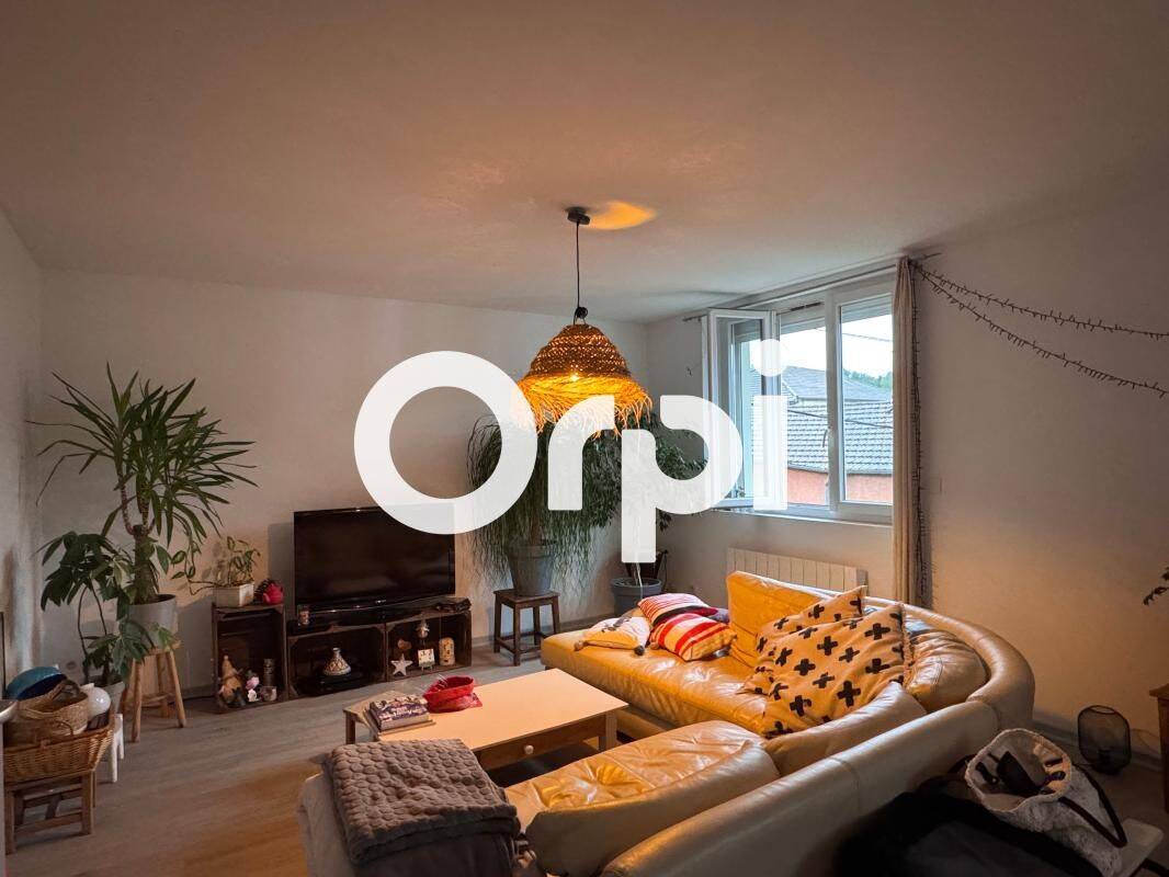 Appartement 3 pièces 76 m² · à Viriville · 76,4 m² · 540 €/mois