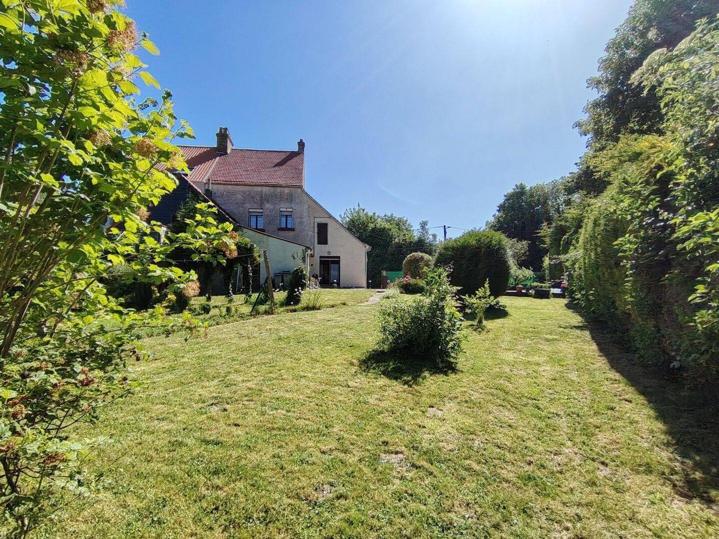 Maison 5 pièces 130 m² · à Nesles · 130 m² · 220 500 €