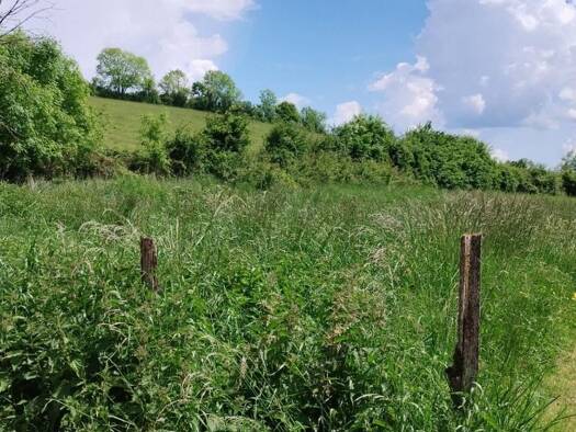 Terrain constructible à vendre 69 500 € 1 202 m² de terrain Pouilly-en-Auxois 21320