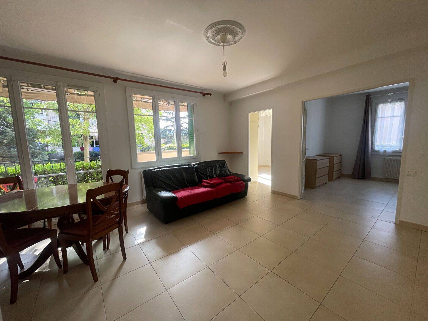Appartement 4 pièces 67 m² · à Aix-en-Provence · 66,7 m² · 1 378 €