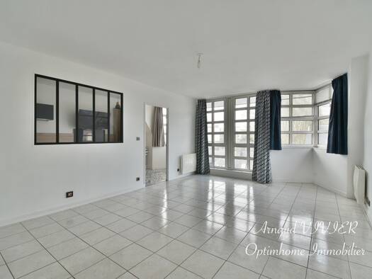 Appartement à vendre 183 000 € 3 pièces 88 m² Centre Ville-Cathédrale Évreux 27000
