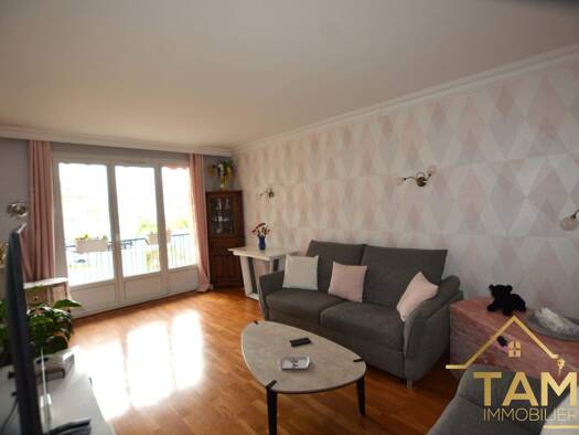 Appartement à vendre 319 500 € 5 pièces 3 chambres 103 m² Étage 1/4 Centre Les Clayes-sous-Bois 78340