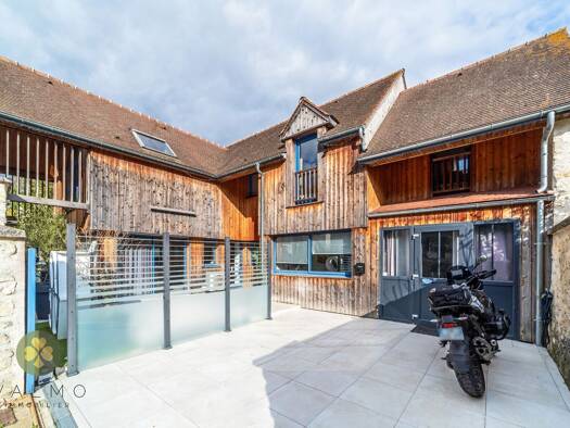 Maison à vendre 675 000 € 6 pièces 4 chambres 156 m² 161 m² de terrain Chavenay 78450