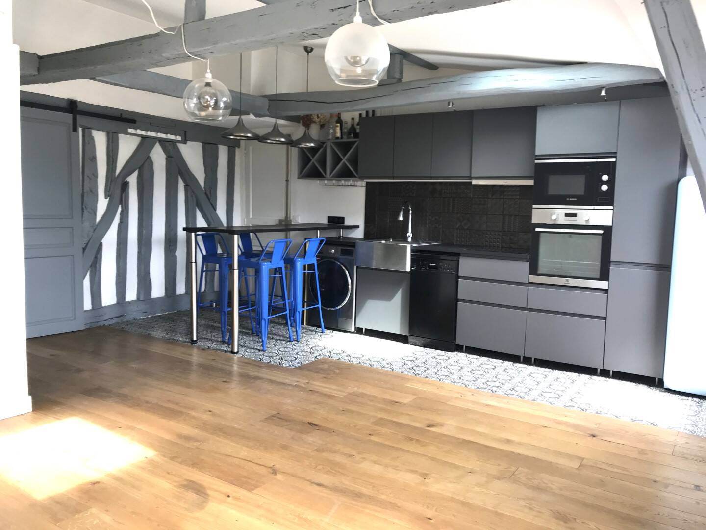 Appartement 2 pièces 46 m² · à Paris 10ème Arrondissement · 45,5 m² · 1 769 €