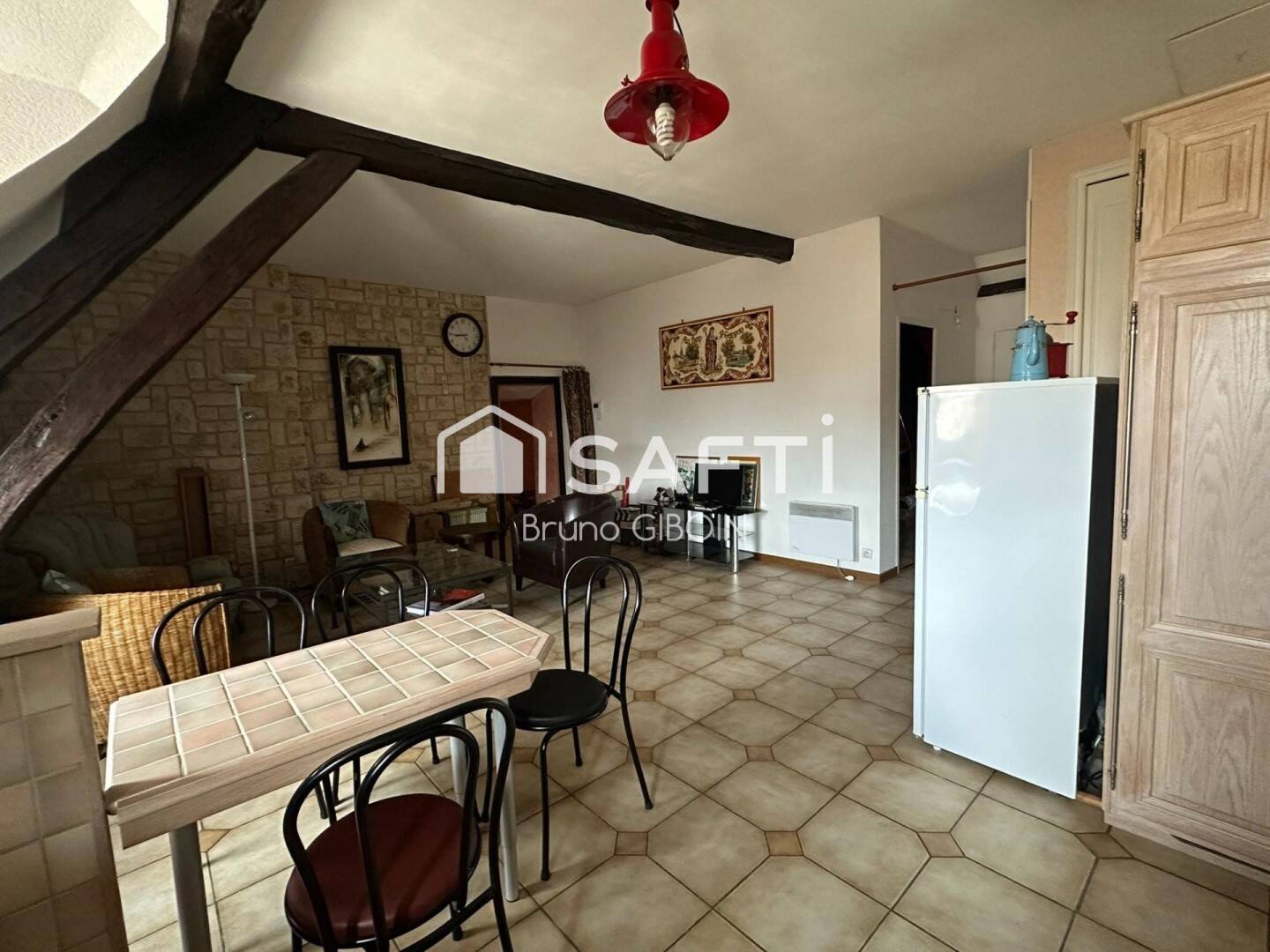 Appartement 2 pièces 74 m² · à Gien · 74 m² · 70 000 €