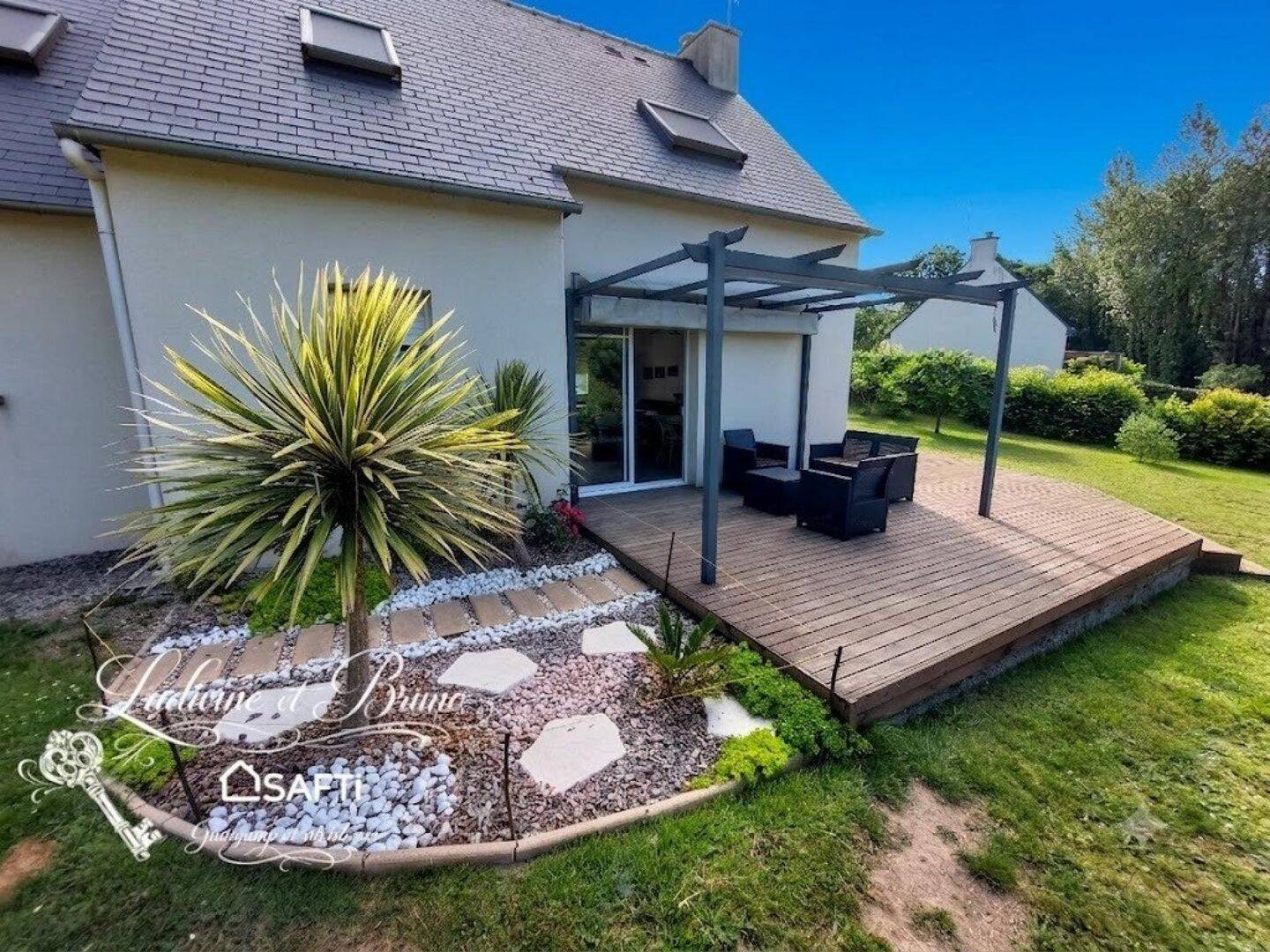 Maison 5 pièces 90 m² · à Belle-Isle-en-Terre · 90 m² · 228 000 €