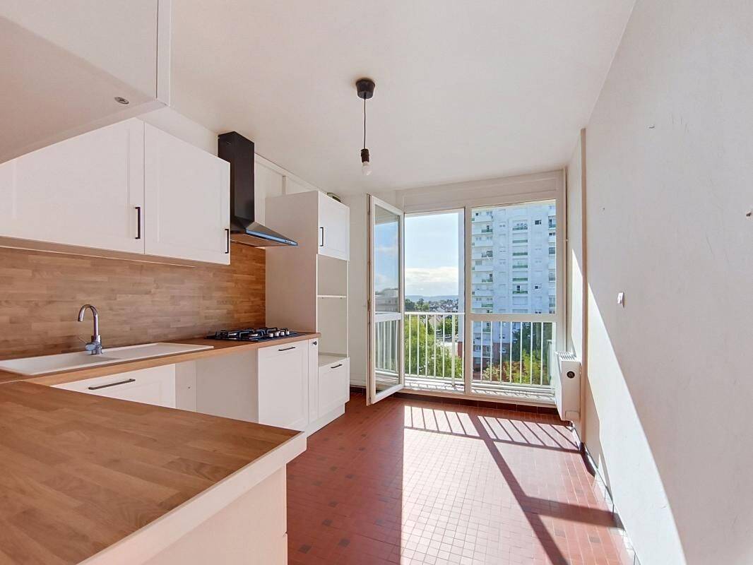 Appartement 4 pièces 84 m² · à Le Grand-Quevilly · 84 m² · 920 €/mois