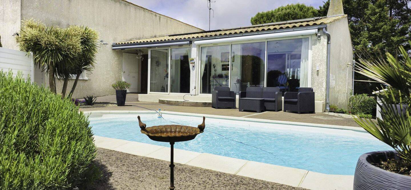 Maison 8 pièces 156 m² · à La Rochelle · 156 m² · 155 000 €