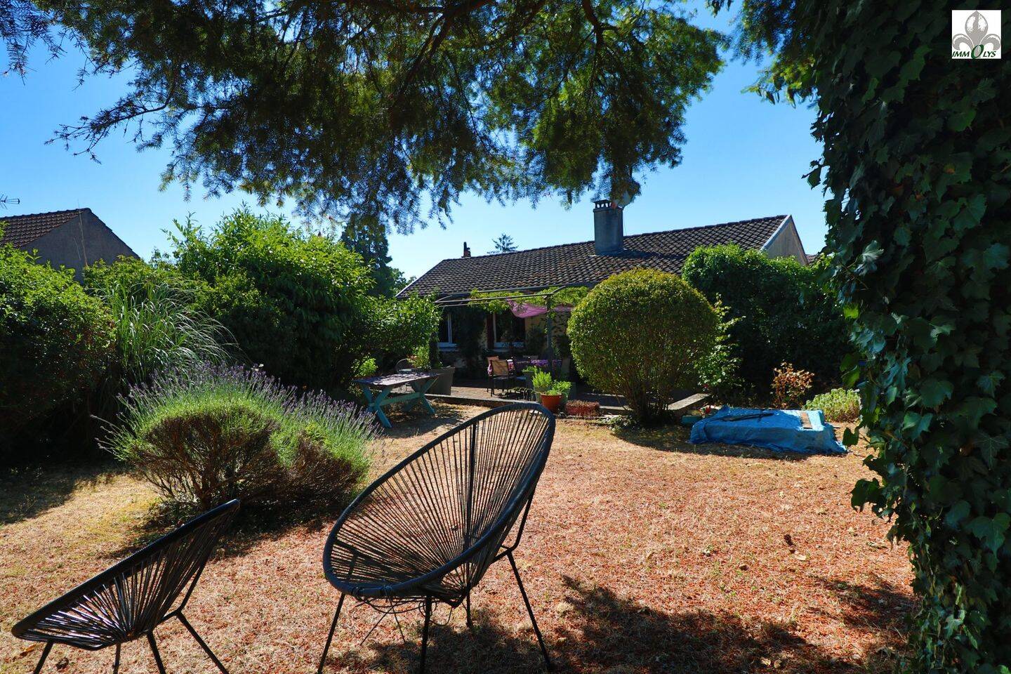 Maison 8 pièces 220 m² · à Chambolle-Musigny · 220 m² · 360 000 €