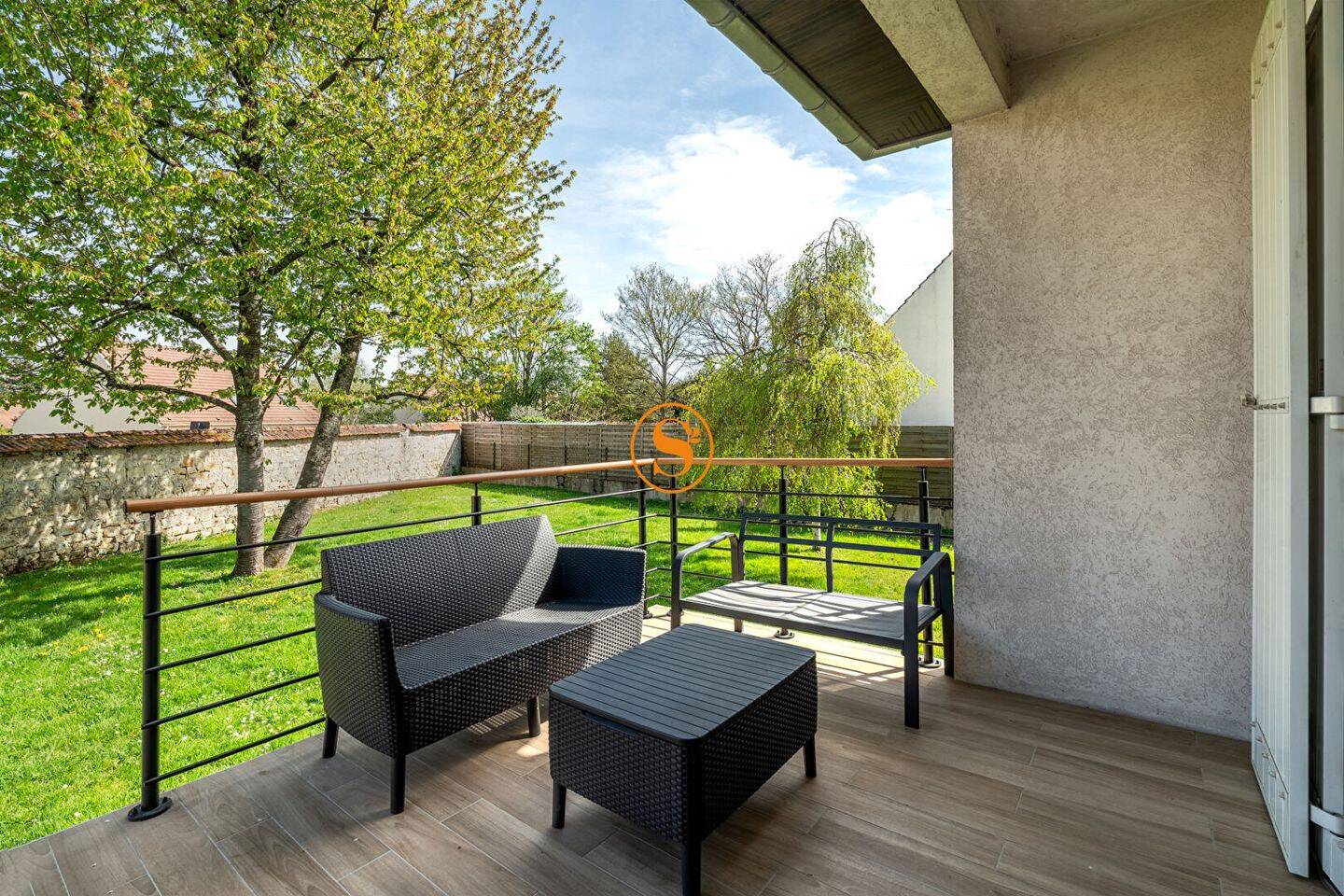 Maison 8 pièces 245 m² · à La Chapelle-en-Serval · 245 m² · 495 000 €