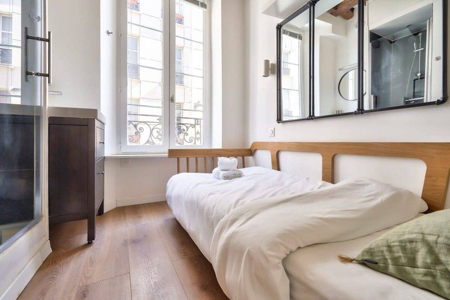 Appartement 1 pièce 16 m² · à Paris 10ème Arrondissement · 16 m² · 2 053 €