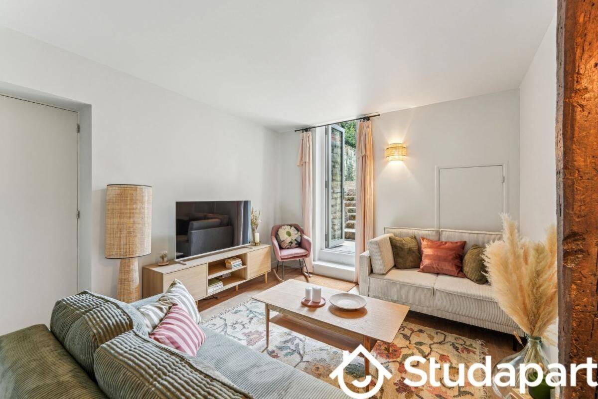 1 pièce 9 m² · à Villejuif · 9 m² · 940 €