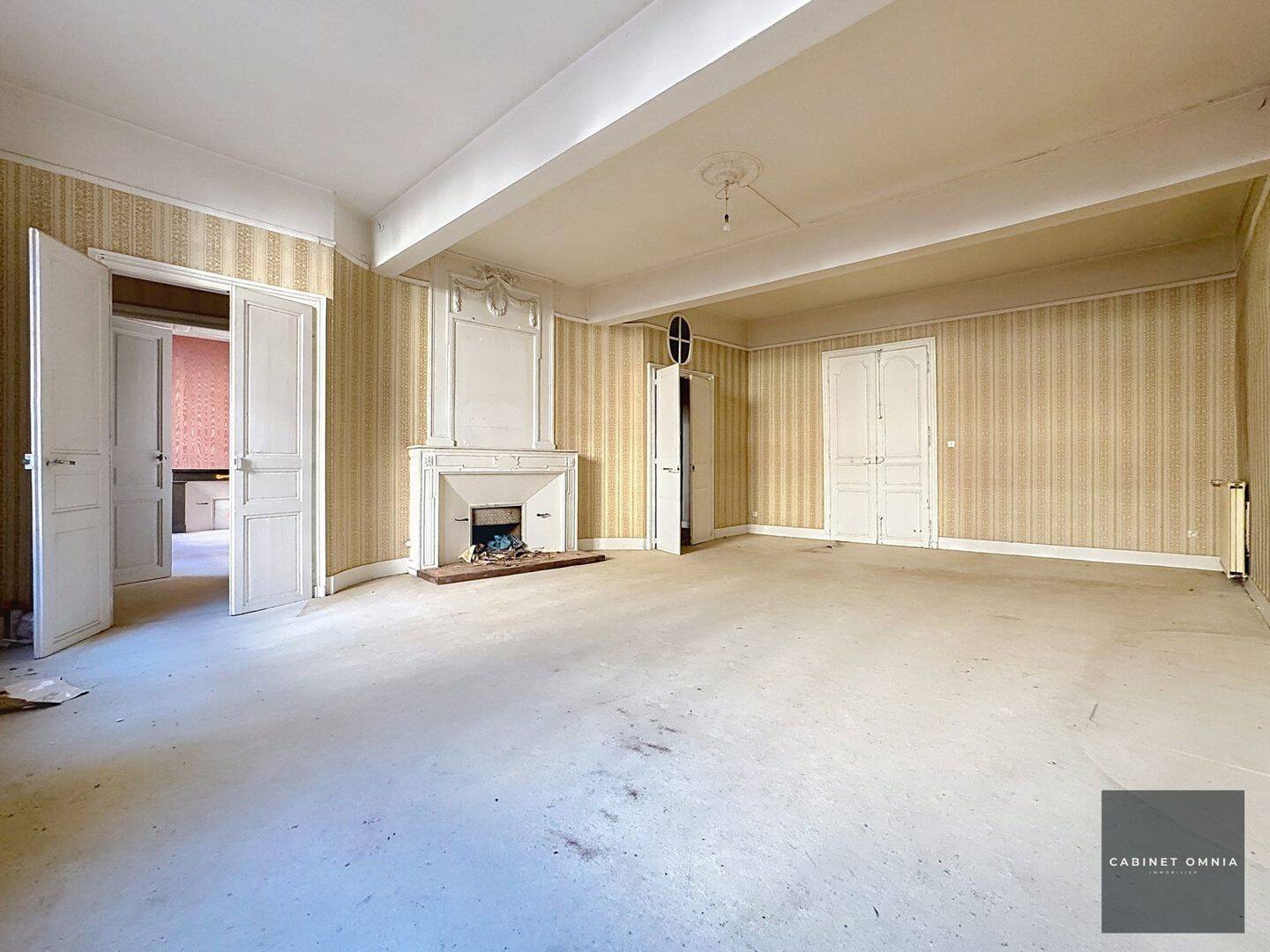 Appartement 3 pièces 93 m² · à Montauban · 93 m² · 137 000 €